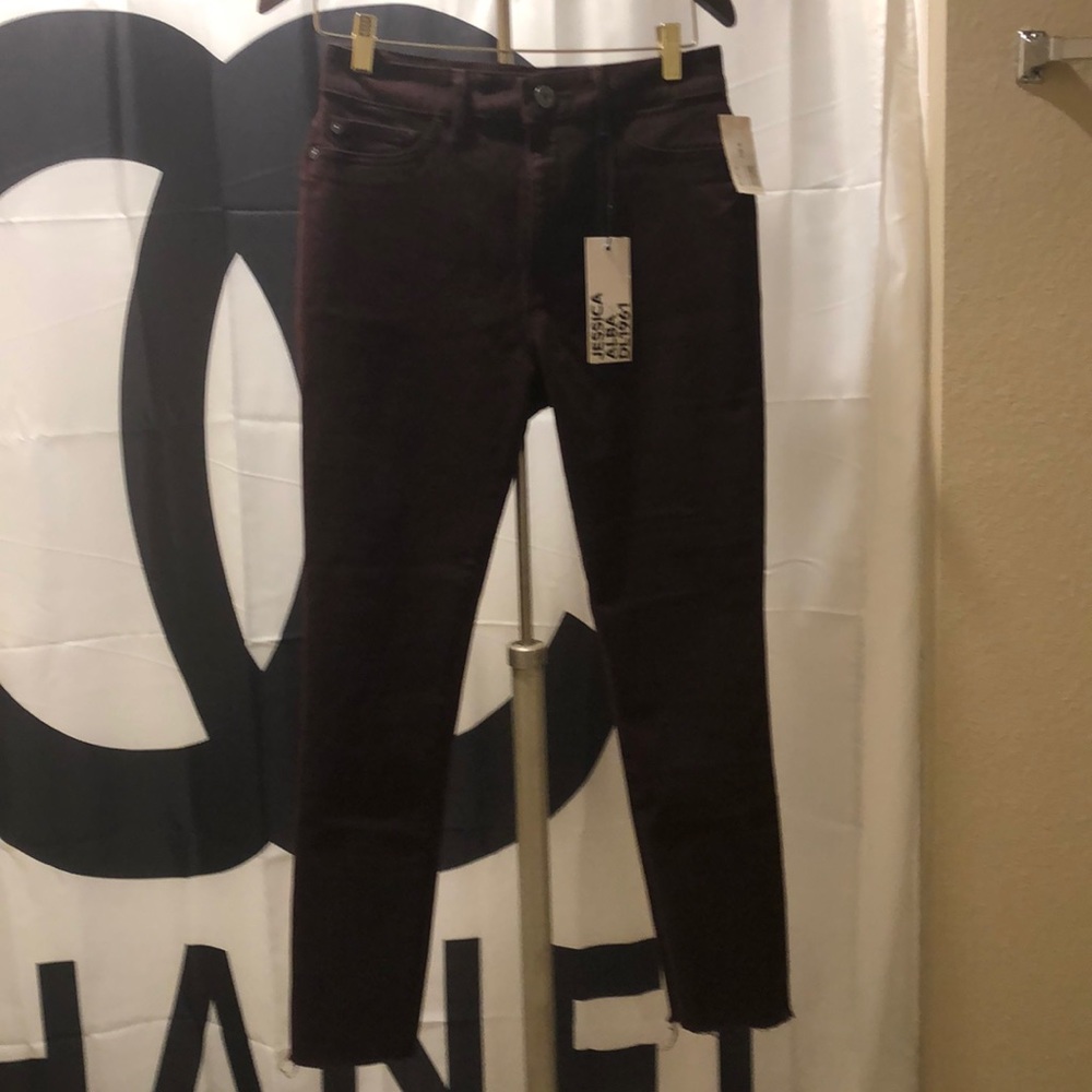 Women’s DL1961 Cabernet denim jeans in Size 29